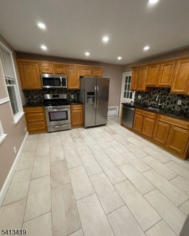 169 Walnut St, Bloomfield Twp., NJ 07003