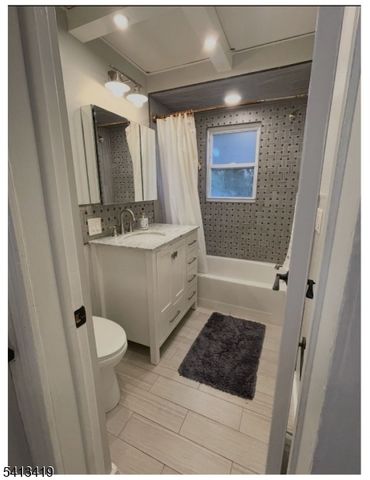 169 Walnut St, Bloomfield Twp., NJ 07003