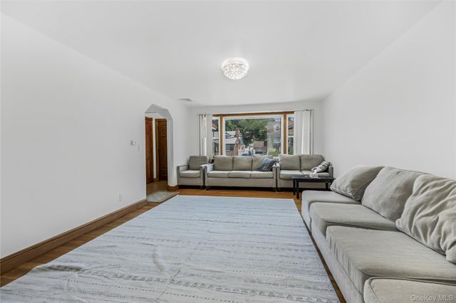 107 HAYWARD Street, Yonkers, NY 10704