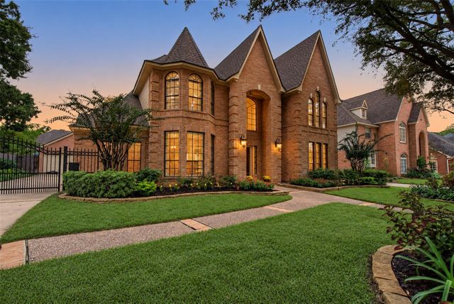 3122 Timber Village Drive, Houston, TX 77068