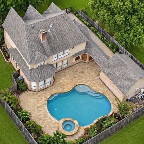 3122 Timber Village Drive, Houston, TX 77068