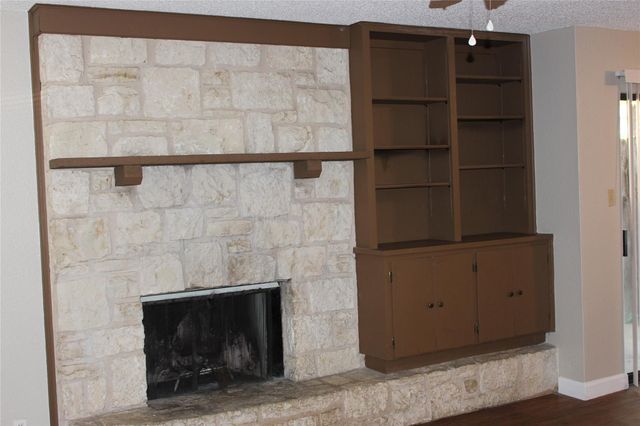8418 Fathom CIR A-104, Austin, TX 78750