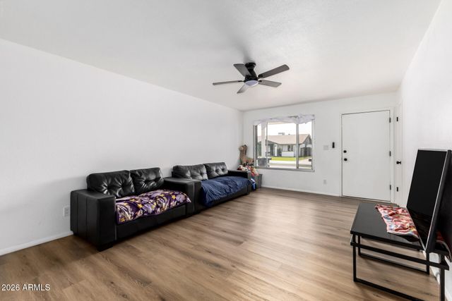 3820 W SIERRA Street, Phoenix, AZ 85029