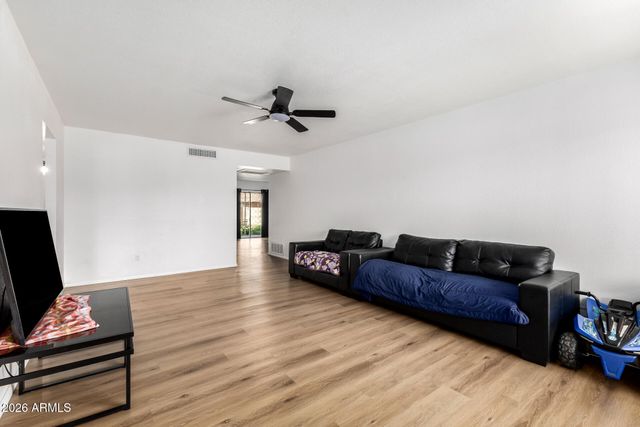 3820 W SIERRA Street, Phoenix, AZ 85029