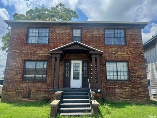 205 S 6TH Street, Mt Vernon, IL 62864