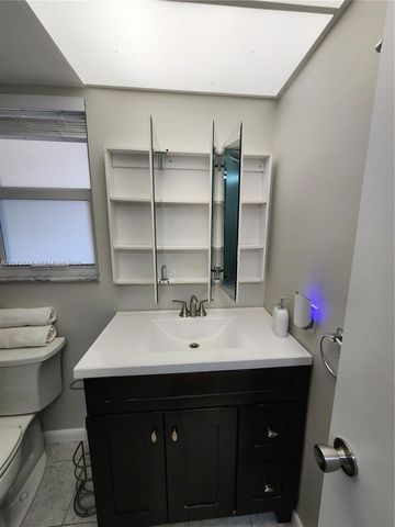 2801 N Pine Island Road 208, Sunrise, FL 33322
