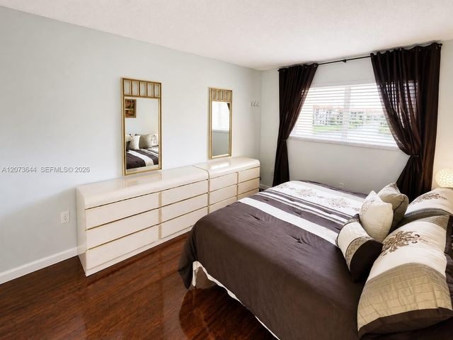 2801 N Pine Island Road 208, Sunrise, FL 33322