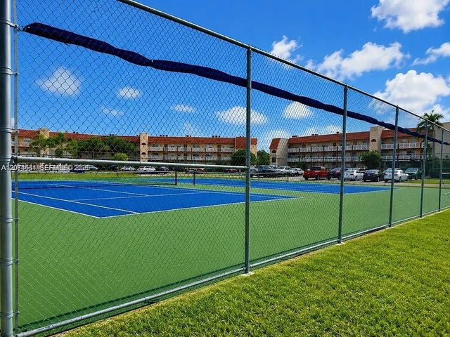 2801 N Pine Island Road 208, Sunrise, FL 33322