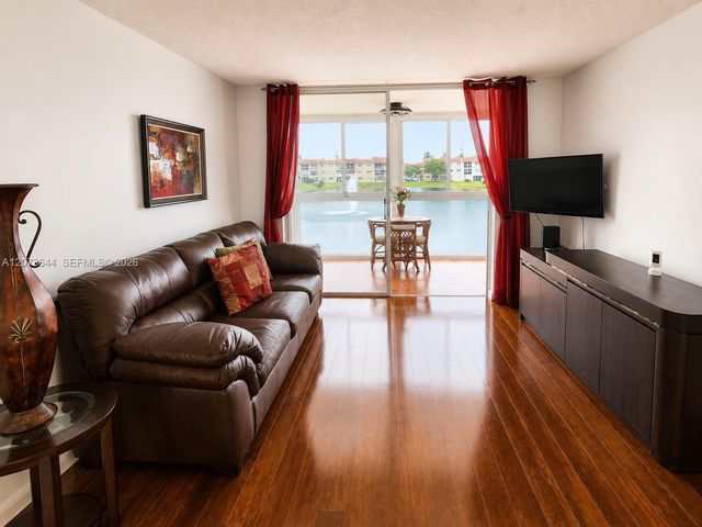 2801 N Pine Island Road 208, Sunrise, FL 33322