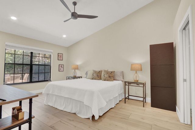 13483 FOUNTAIN VIEW Boulevard, Wellington, FL 33414