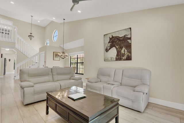 13483 FOUNTAIN VIEW Boulevard, Wellington, FL 33414