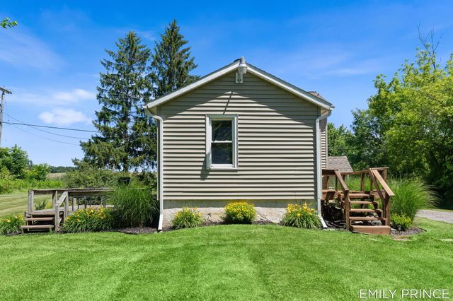 1476 142nd Avenue, Dorr Twp, MI 49323