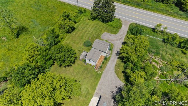 1476 142nd Avenue, Dorr Twp, MI 49323
