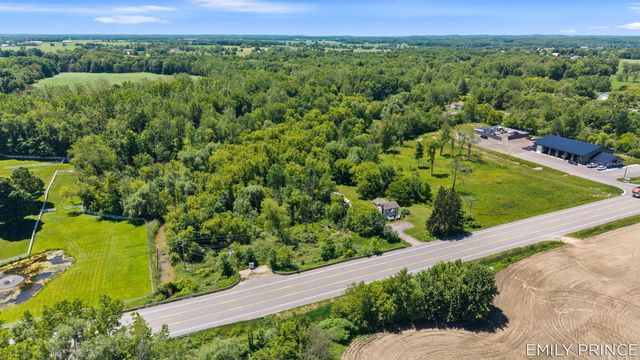 1476 142nd Avenue, Dorr Twp, MI 49323