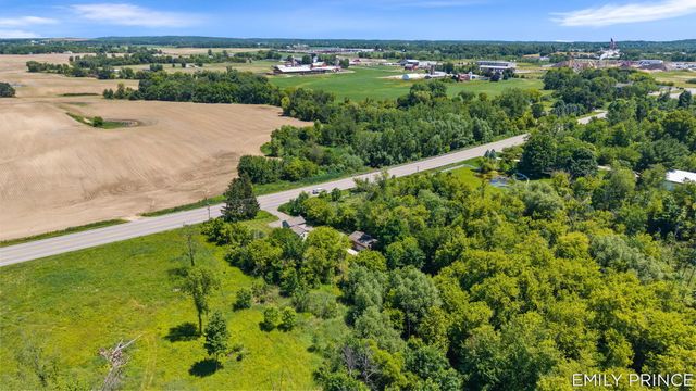 1476 142nd Avenue, Dorr Twp, MI 49323