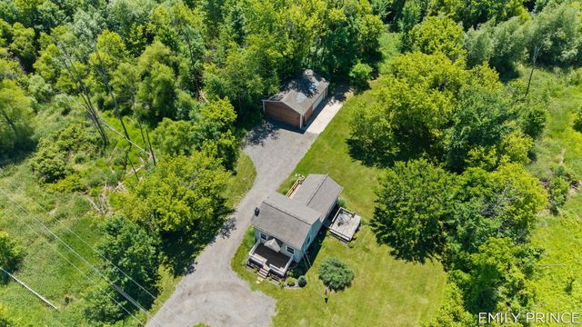 1476 142nd Avenue, Dorr Twp, MI 49323