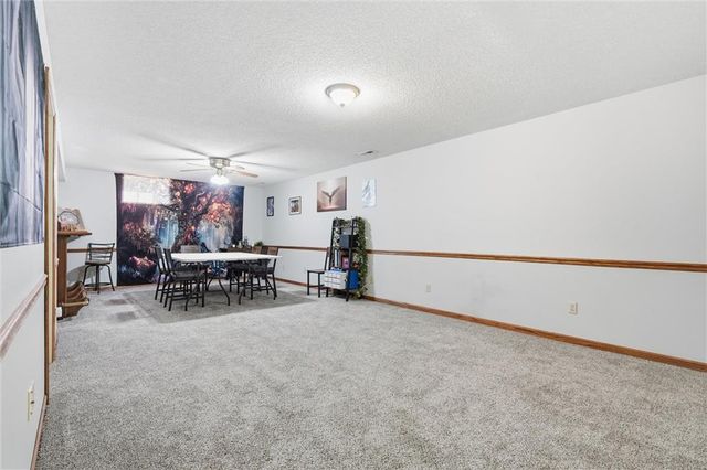 613 SE 150th Road, Warrensburg, MO 64093