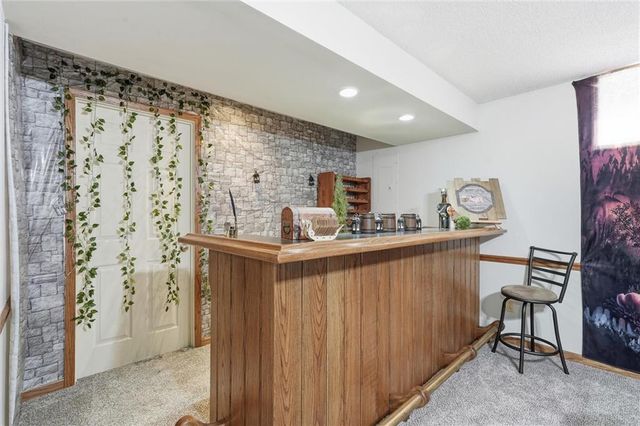 613 SE 150th Road, Warrensburg, MO 64093