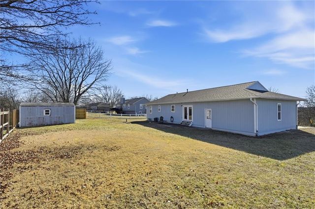 613 SE 150th Road, Warrensburg, MO 64093