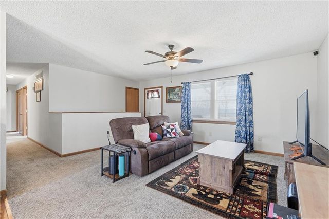 613 SE 150th Road, Warrensburg, MO 64093