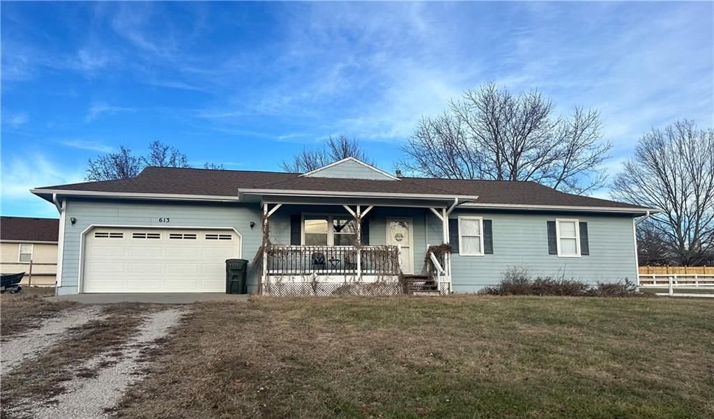 613 SE 150th Road, Warrensburg, MO 64093