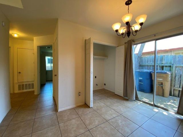 11902 Sunhillow BND, Austin, TX 78758