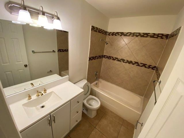 11902 Sunhillow BND, Austin, TX 78758
