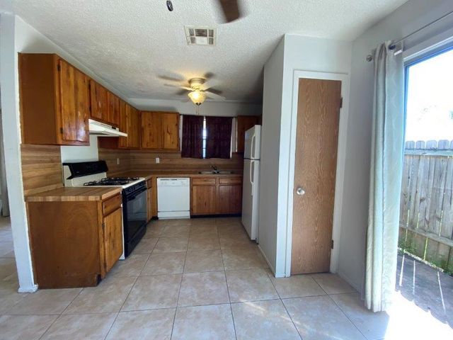 11902 Sunhillow BND, Austin, TX 78758