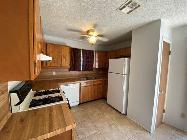11902 Sunhillow BND, Austin, TX 78758