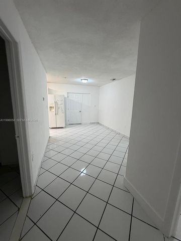 15761 SW 303rd St, Homestead, FL 33033