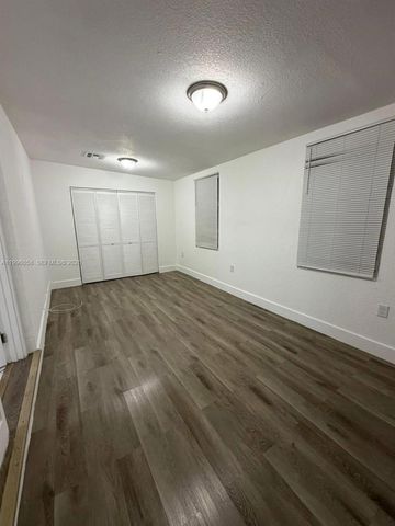 15761 SW 303rd St, Homestead, FL 33033