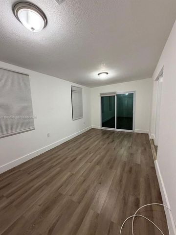 15761 SW 303rd St, Homestead, FL 33033