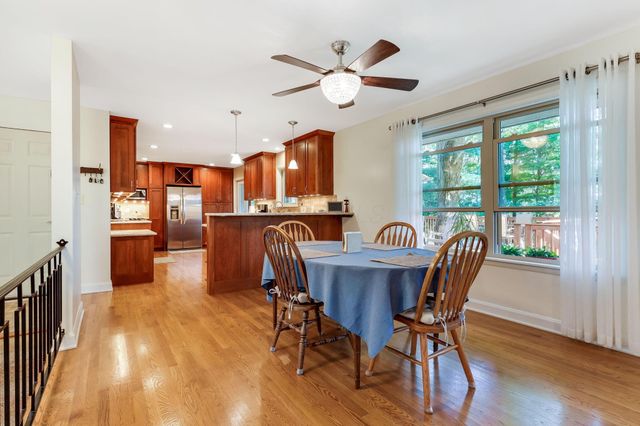 275 Pinetree Drive NE, Granville, OH 43023