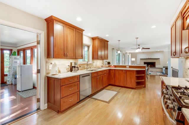 275 Pinetree Drive NE, Granville, OH 43023
