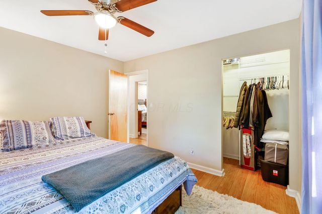 275 Pinetree Drive NE, Granville, OH 43023
