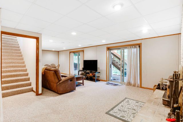 275 Pinetree Drive NE, Granville, OH 43023