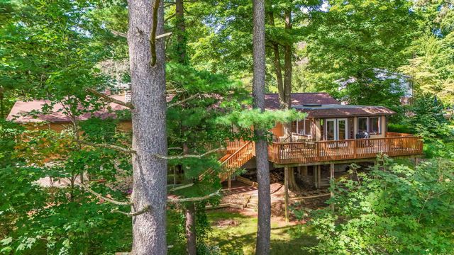 275 Pinetree Drive NE, Granville, OH 43023