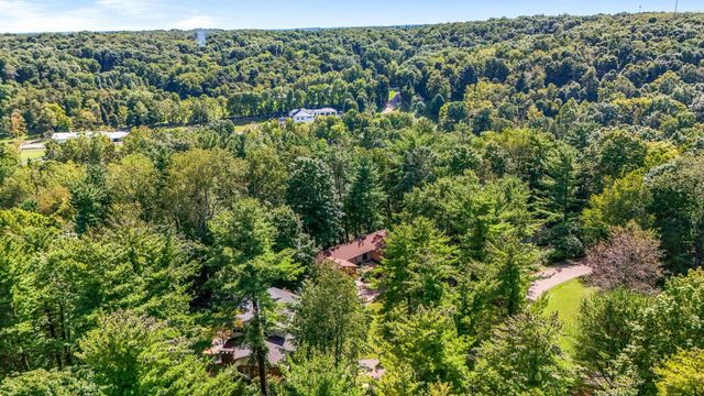 275 Pinetree Drive NE, Granville, OH 43023