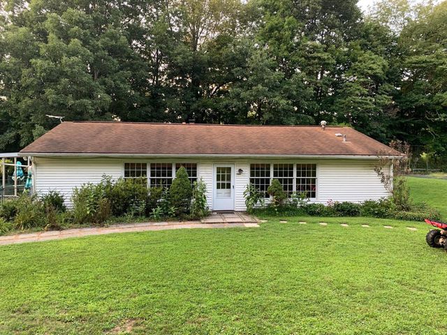 275 Pinetree Drive NE, Granville, OH 43023