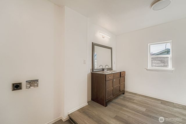 105 E 96th Street, Tacoma, WA 98445