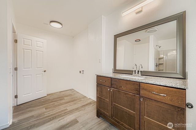 105 E 96th Street, Tacoma, WA 98445
