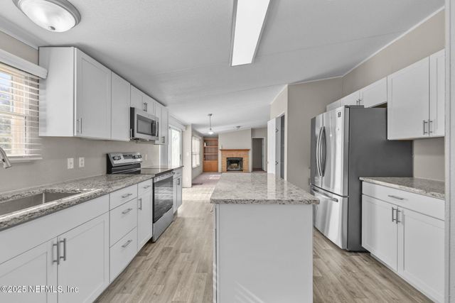 117 WILLIAMS Lane, Satsuma, FL 32189
