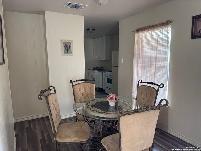 4222 King Krest, San Antonio, TX 78219