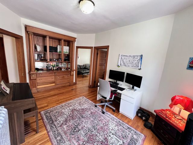 3216 W ALTGELD Street 1, Chicago, IL 60647