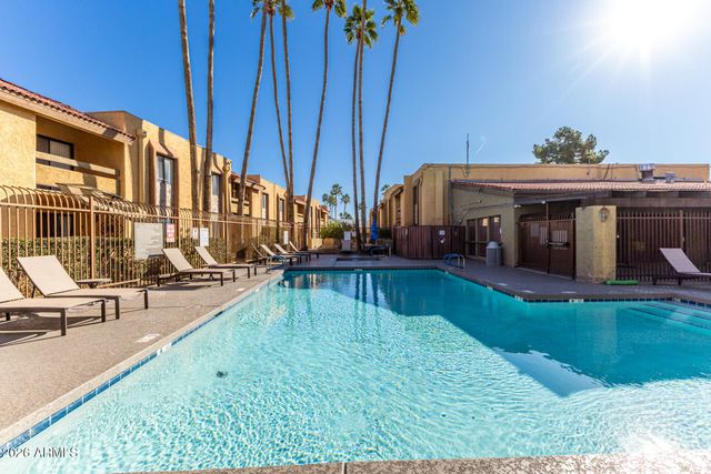 8500 E INDIAN SCHOOL Road 131, Scottsdale, AZ 85251