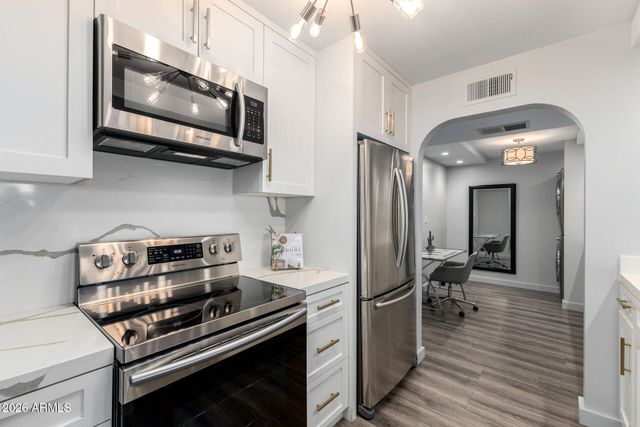 8500 E INDIAN SCHOOL Road 131, Scottsdale, AZ 85251