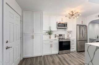 8500 E INDIAN SCHOOL Road 131, Scottsdale, AZ 85251