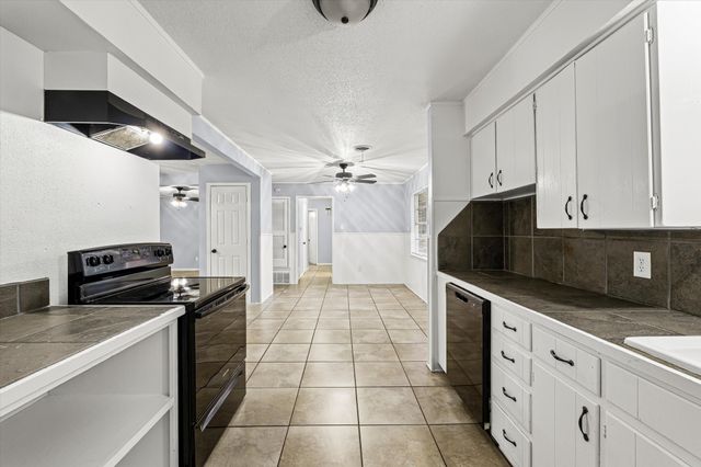 1112 Parkdale Drive, Waco, TX 76710