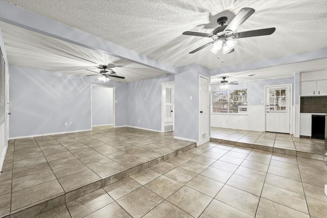 1112 Parkdale Drive, Waco, TX 76710