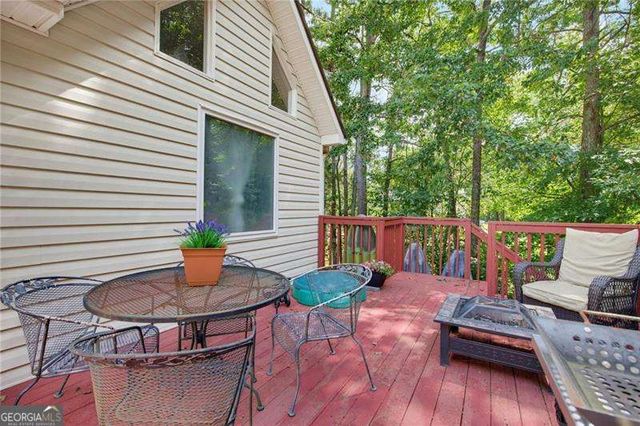 41 Camden Woods Drive NW, Cartersville, GA 30121